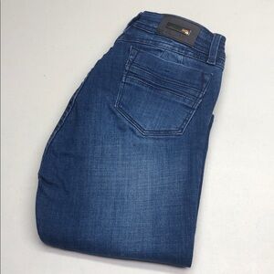 LIKE NEW STUDIO EVOLUTION HIGH-RISE STRAIGHT JEANS 26x30 ⭐️